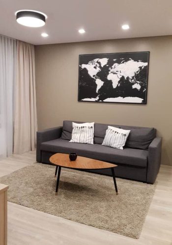 black-and-white-world-map-canvas-livingroom-decor